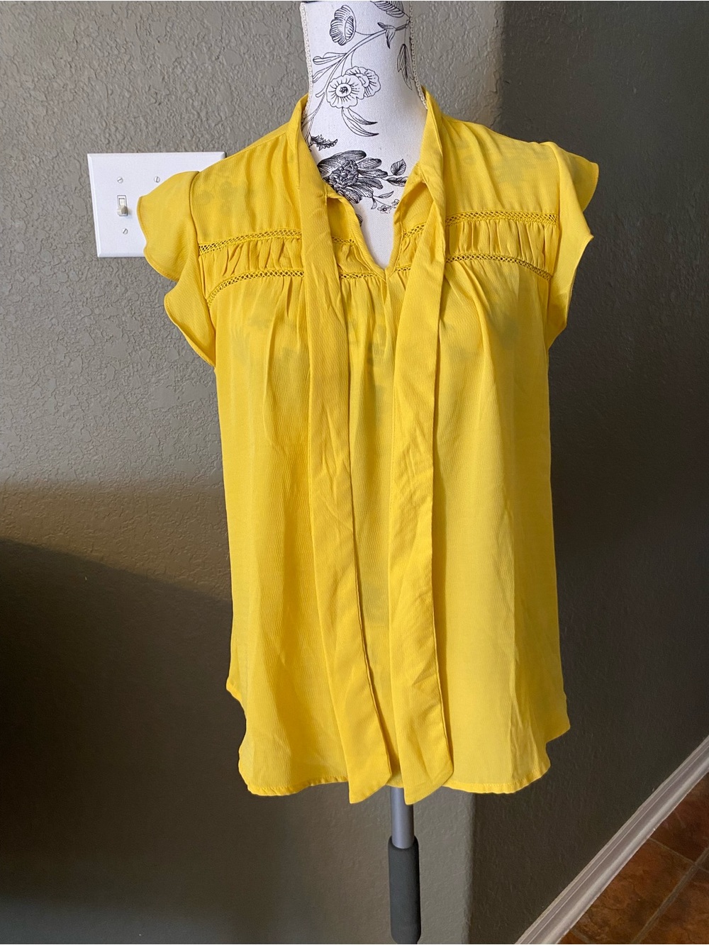 Sweet Wanderer Yellow Tie-Neck Flutter Sleeve Blouse